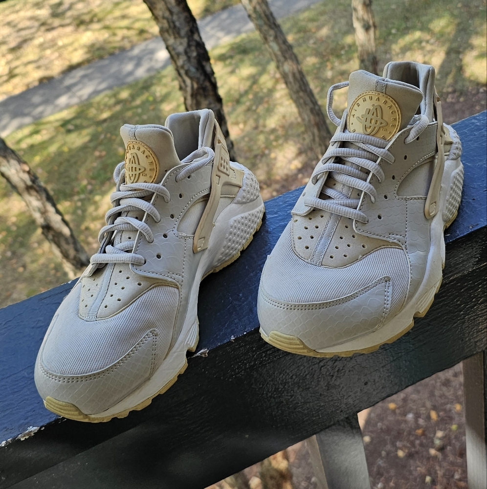 Air Huarache by Nike sneakers New 8